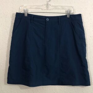Patagonia Teal Blue Skort w/ Many Pockets size 12